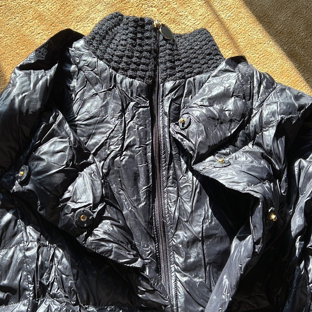 Tahari Packable Down Winter Jacket. Excellent Con… - image 3